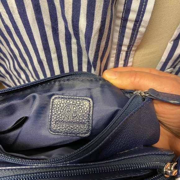 Guani Bernini  Triple-Zip Pebble Leather Dasher Crossbody - Picture 4 of 7